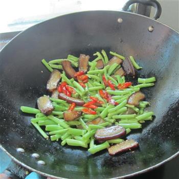 菜梗子炒东坡肉的做法步骤6