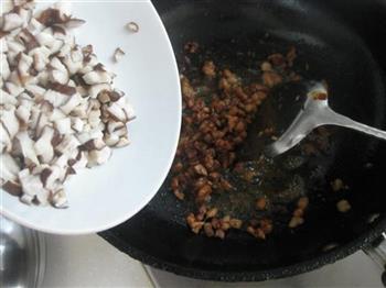 香菇酱肉包的做法步骤8