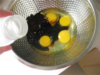 红糖红枣海绵蛋糕的做法步骤7