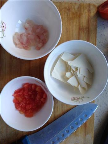 番茄鱼片短切的做法步骤1