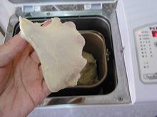 芝麻肉松面包的做法图解2