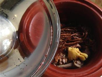 茶树菇炖鸽子的做法图解10