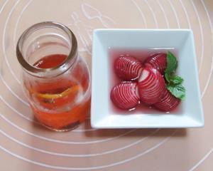 糖醋樱桃小萝卜的做法步骤4