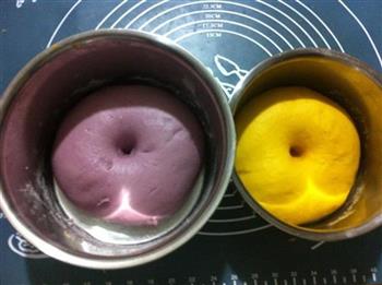 紫薯双色奶香馒头的做法步骤4