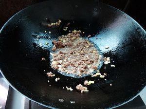 豆芽牛肉炒米线的做法步骤4
