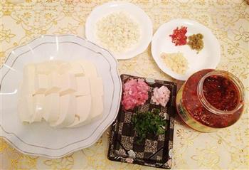 剁椒菜花蒸豆腐的做法步骤2