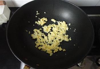 蚝油鸡蛋炒饭的做法步骤3