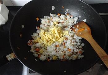 蚝油鸡蛋炒饭的做法步骤6