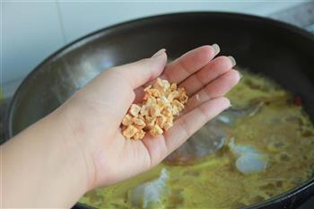 皇家咖喱蟹的做法步骤10