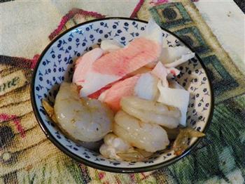 辣白菜味噌海鲜豆腐汤的做法图解2