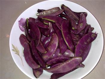 蒜蓉紫眉豆的做法图解1