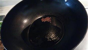 豆干小炒肉的做法步骤2