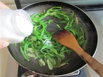 泡菜青椒牛肉丝的做法步骤6