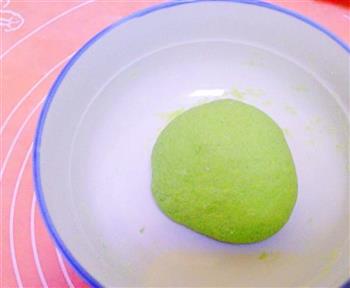 翡翠菠菜面的做法步骤11