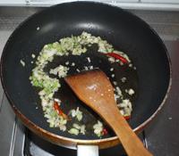 蚝油手撕卷心菜的做法步骤6