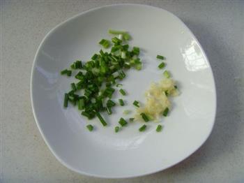 榄菜肉酿红椒的做法步骤1
