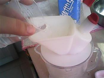 杏仁豆奶的做法步骤2