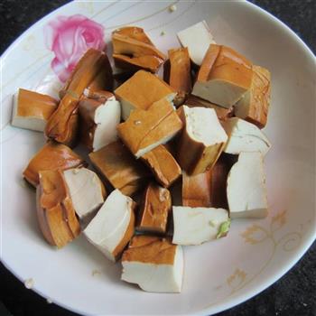 酱香豆腐炒肉的做法步骤3