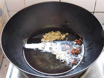砂锅红烧肥肠的做法步骤6