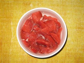 牛肉片炒南瓜的做法步骤3