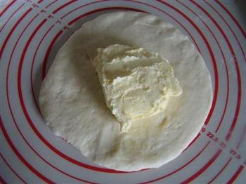 奶酪花环面包的做法步骤7