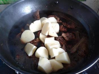 土豆炖排骨的做法步骤10