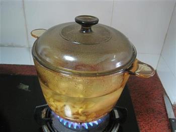 百合煲淮山鸡汤的做法步骤7