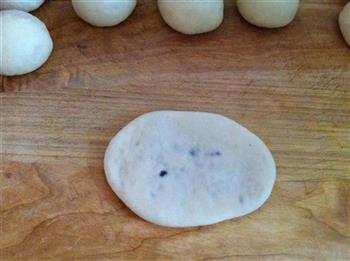 豆沙花卷面包的做法图解7