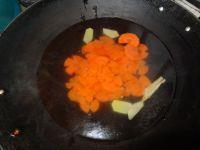胡萝卜猪肝汤的做法图解3