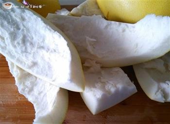 柚子皮粉蒸肉的做法步骤1