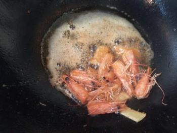 虾爆鳝面配香酥虾头的做法步骤9