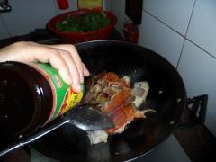姜葱炒肉蟹的做法步骤9