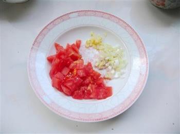 西红柿鲜味疙瘩汤的做法步骤2