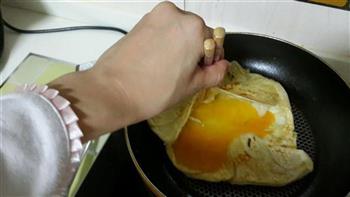 鸡蛋灌饼的做法步骤11
