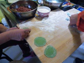 翡翠驴肉蒸饺水饺子的做法步骤9