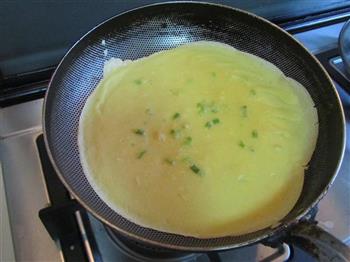 金枪鱼蔬菜鸡蛋卷饼的做法步骤8