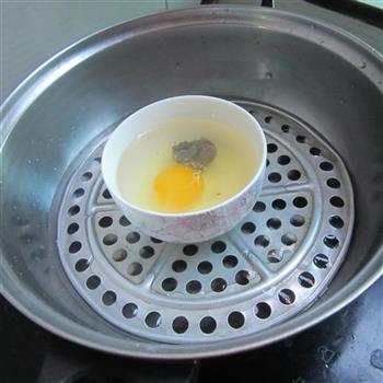 固元膏蒸蛋的做法步骤4