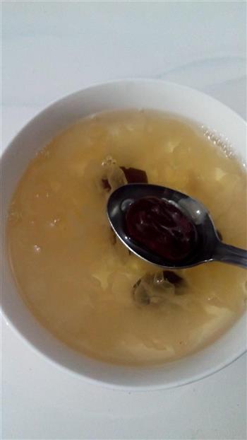 银耳红枣汤的做法步骤5