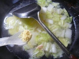虾仁大白菜豆腐汤的做法步骤9