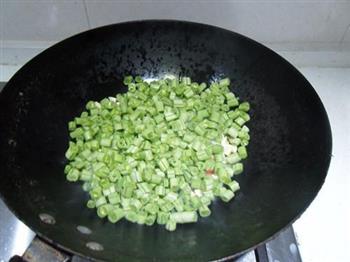 橄榄菜炒豆角的做法步骤5