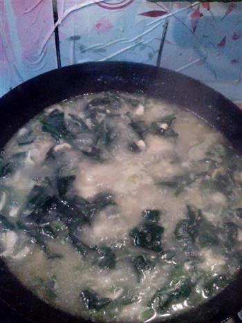 鸡肉菠菜疙瘩汤的做法步骤5