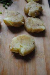 葱香椒盐土豆的做法步骤6