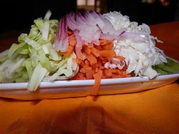多彩蔬菜沙拉的做法图解4