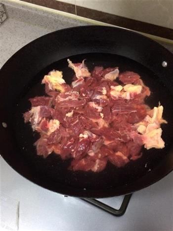 川式红烧牛肉的做法步骤1