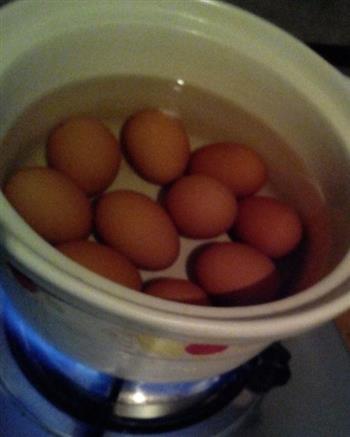 五香茶叶蛋的做法步骤1