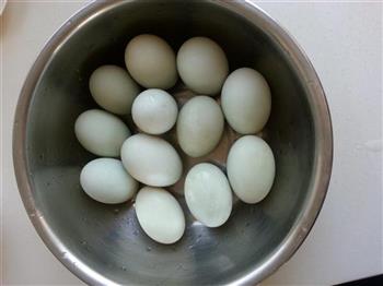 腌制咸鸭蛋的做法步骤1