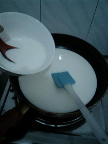 椰丝牛奶小方蛋糕的做法步骤5