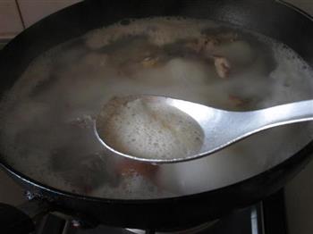 冬瓜鸭架汤的做法步骤7