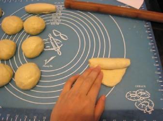 汤种卡仕达辫子面包的做法步骤15