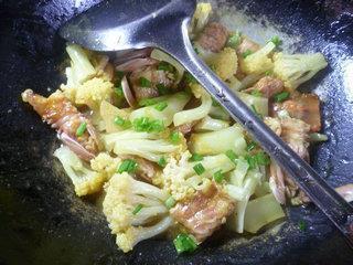 咖喱虾蛄花菜的做法步骤11